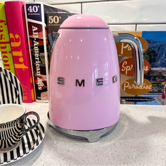 SMEG 50’s Style Kettle – Decorative Only – Read Description
